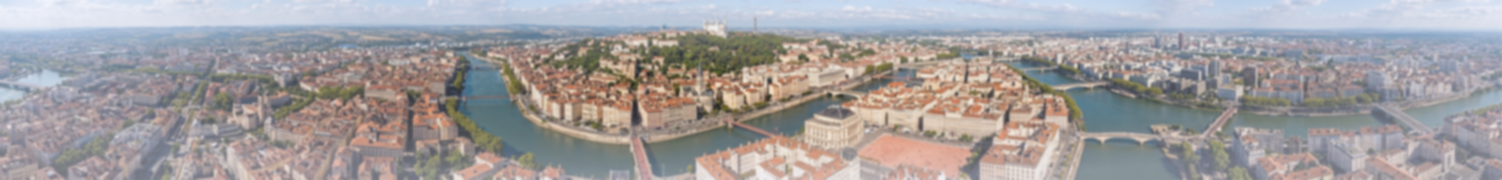 Ville de Lyon avec la Basilique de Fourvière